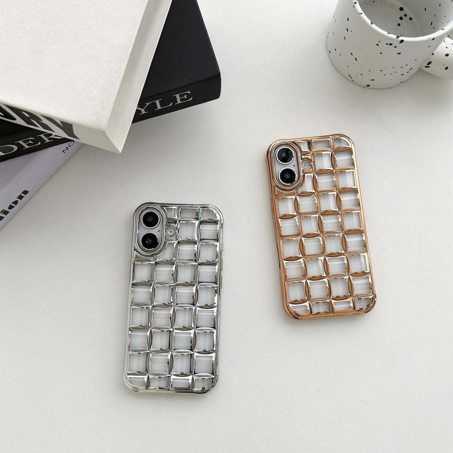 Woven Three-dimensional Grid Gradual Change Glitter Mobile Phone Case Suitable for iPhone16 iPhone15 iPhone14 iPhone13