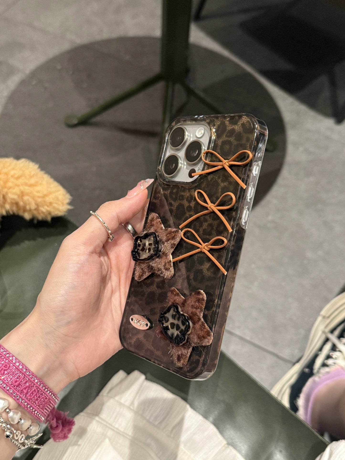 Leopard Print Laser Bow Star Cat Aesthetic Mobile Phone Case Suitable for iPhone16 iPhone15 iPhone14 iPhone13