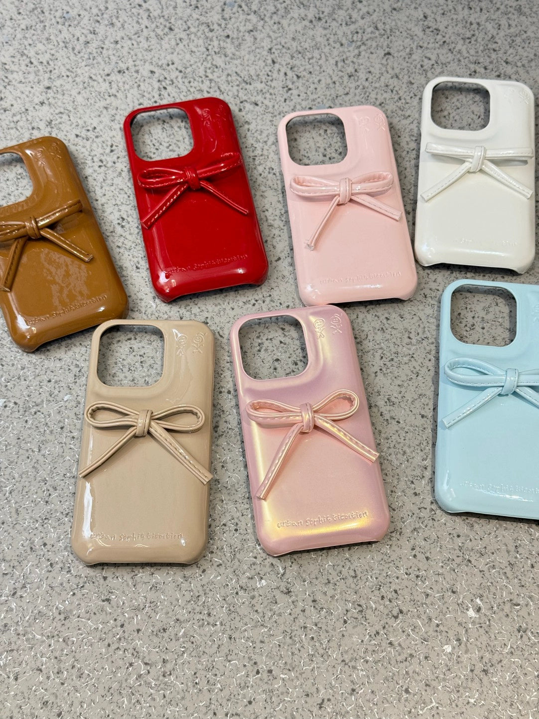 Soap Case Red Background Three-dimensional Bow Solid Color Aesthetic Mobile Phone Case Suitable for iPhone16 iPhone15 iPhone14 iPhone13