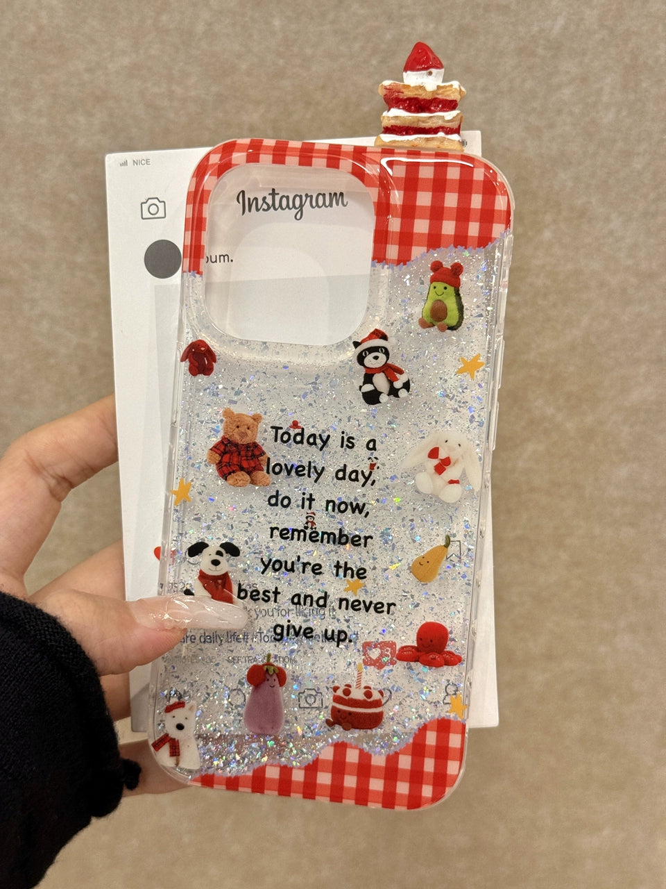 Checked Glitter, Winter Atmosphere, Cute Little Animal Aesthetics, Mobile Phone Case Suitable for iPhone16 iPhone15 iPhone14 iPhone13