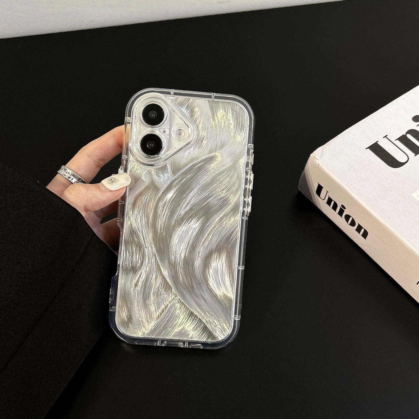 Light Luxury Feather Yarn Silver Mobile Phone Case Suitable for iPhone16 iPhone15 iPhone14 iPhone13