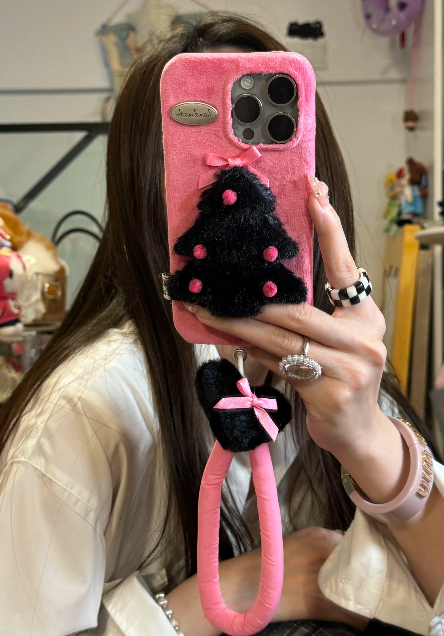 Sweet and Cool Black Pink Contrasting Color Christmas Tree Plush Three-dimensional Aesthetic Mobile Phone Case Cute Girl Mobile Phone Case with Mobile Phone Rope Pendant Suitable for iPhone16 iPhone15 iPhone14 iPhone13