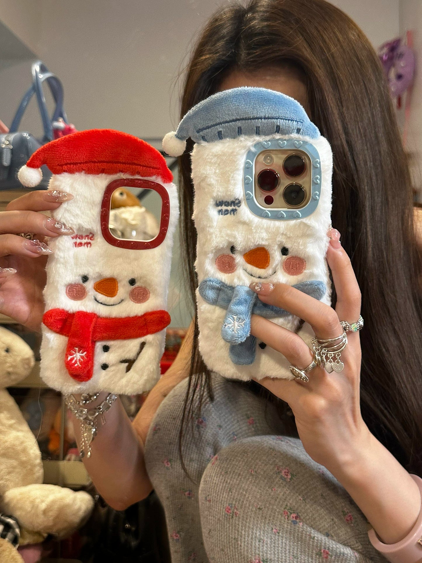 Plush Hat Scarf Snowman Cute Phone Case Suitable for iPhone16 iPhone15 iPhone14 iPhone13