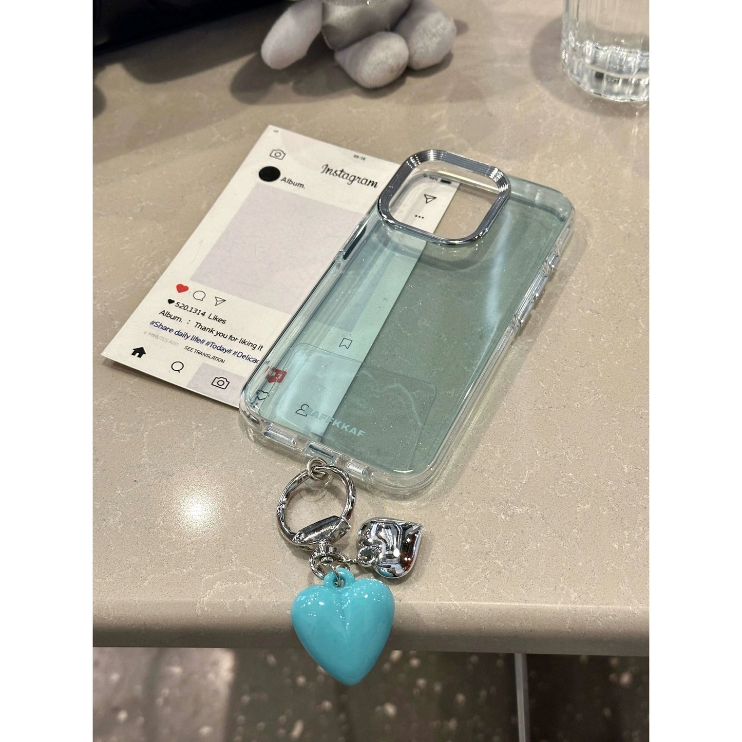 Transparent Glitter Love Pendant Transparent Aesthetic Mobile Phone Case Suitable for iPhone16 iPhone15 iPhone14 iPhone13