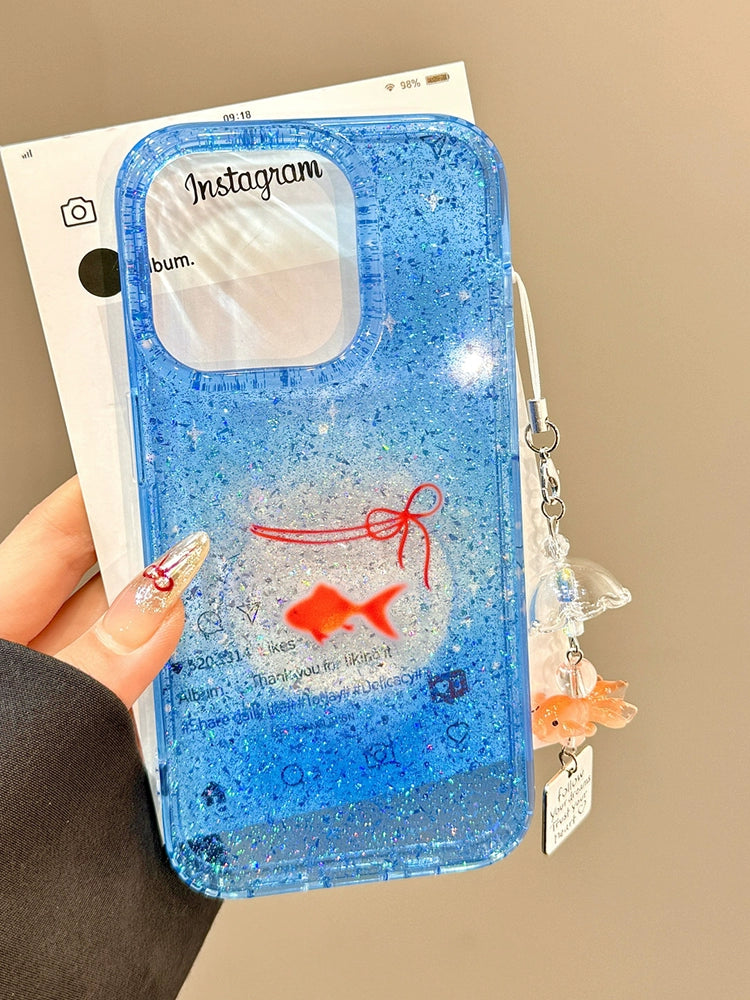 Transparent Blue Bag Fish Tank Goldfish Glitter Aesthetic Lucky Mobile Phone Case with Mobile Phone Chain Pendant Suitable for iPhone16 iPhone15 iPhone14 iPhone13