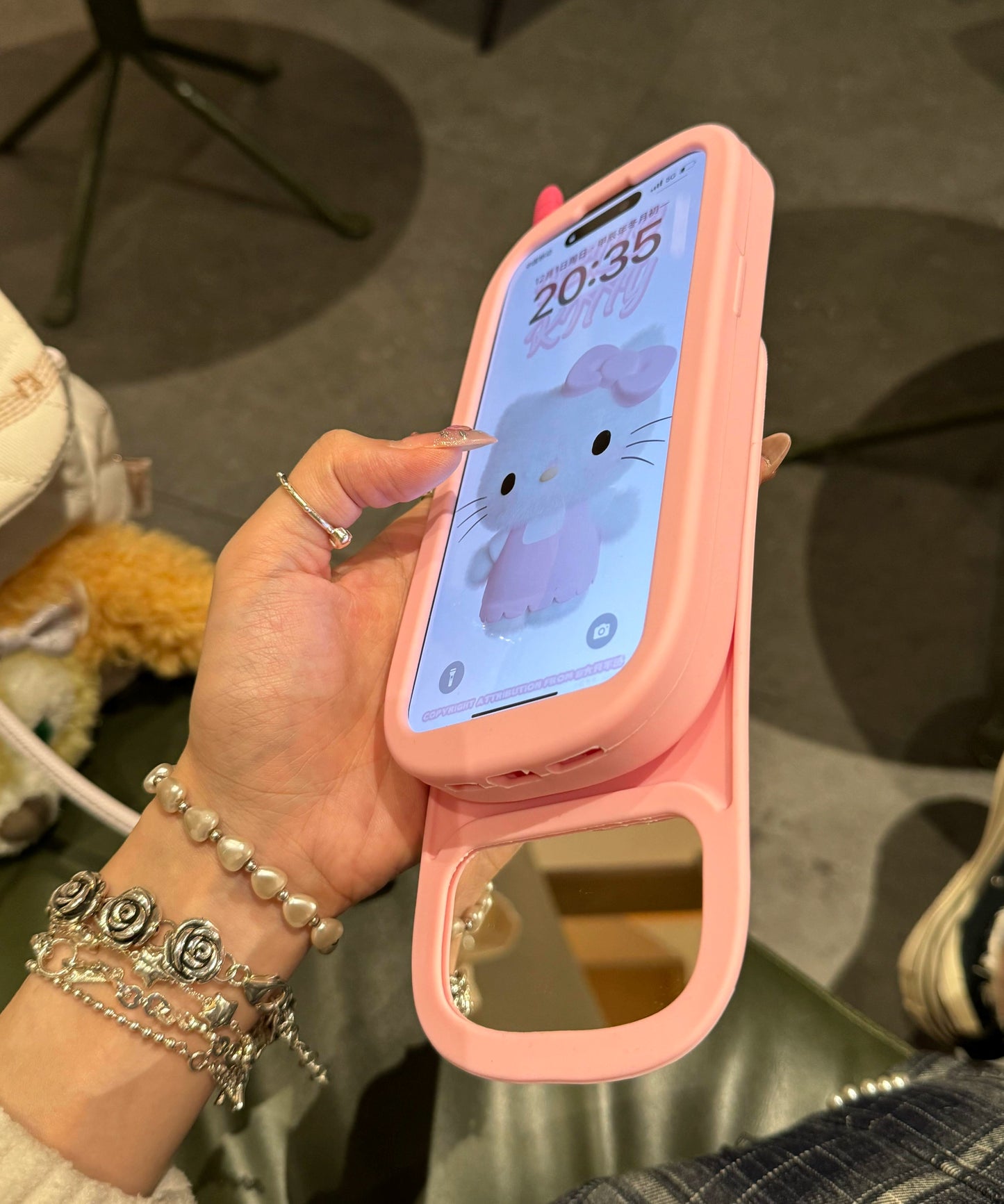 Push and Pull Up and Down Removable Pink Mirror Phone Toy Fun Phone Case Suitable for iPhone16 iPhone15 iPhone14 iPhone13