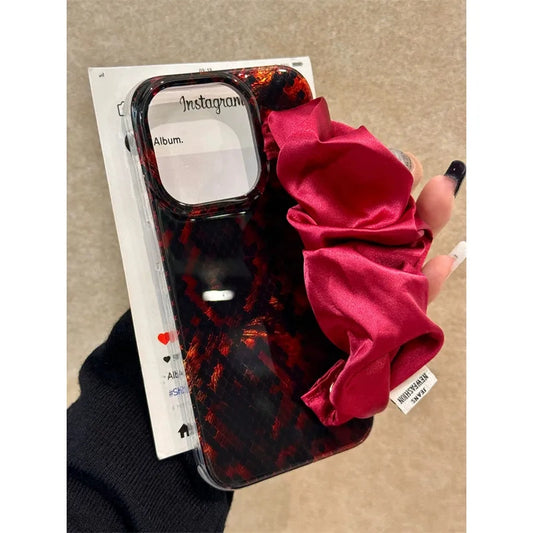 Retro Red Python Pattern Silk Scarf Wristband Aesthetic Phone Case Suitable for iPhone16 iPhone15 iPhone14 iPhone13