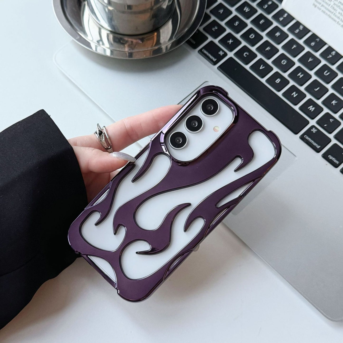 Hollow Flame Pattern Matte Heat Dissipation Mobile Phone Case Protective Case SAM A15/A54/A55/A14/A06 S24