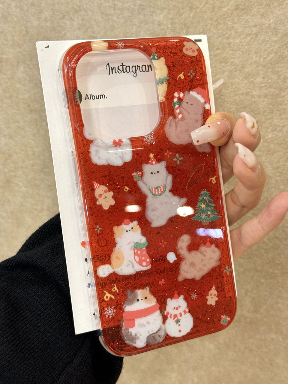 Red Glitter Cat Christmas Tree Gingerbread Man Aesthetic Phone Case Suitable for iPhone16 iPhone15 iPhone14 iPhone13