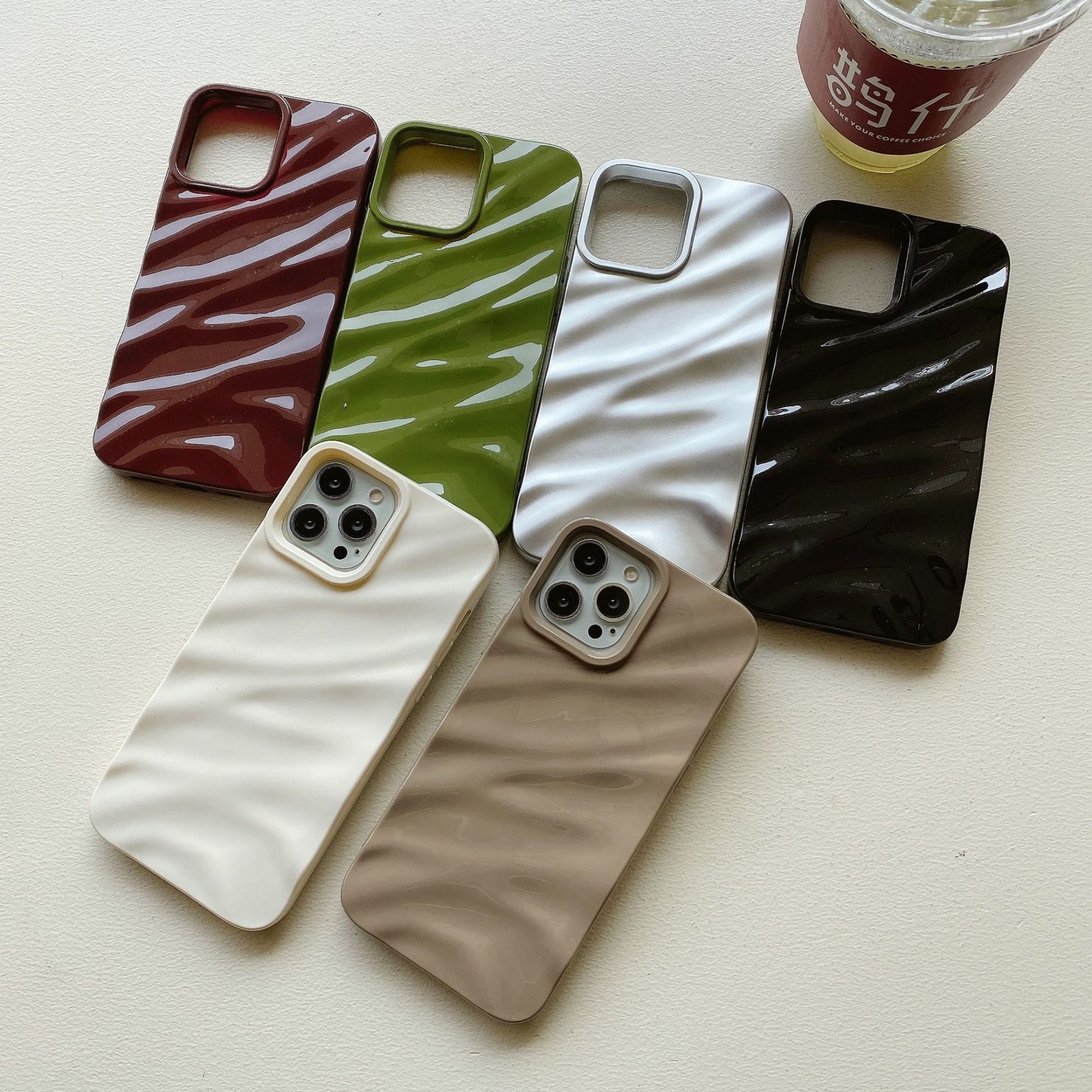 High Quality Pleated Silk Wavy Solid Color Mobile Phone Case Suitable for iPhone