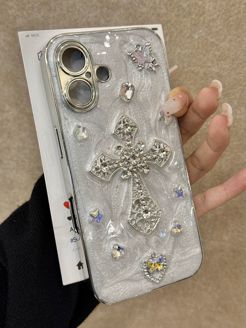 Three-dimensional Cross Diamond Shiny Aesthetic Mobile Phone Case Suitable for iPhone16 iPhone15 iPhone14 iPhone13