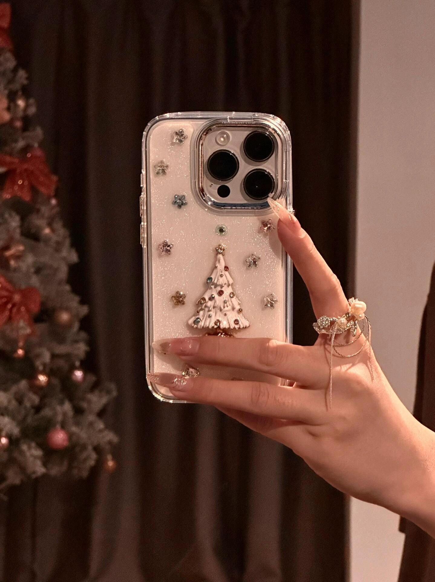 Epoxy White Glitter Christmas Tree Sweet Girl Aesthetic Phone Case Suitable for iPhone16 iPhone15 iPhone14 iPhone13