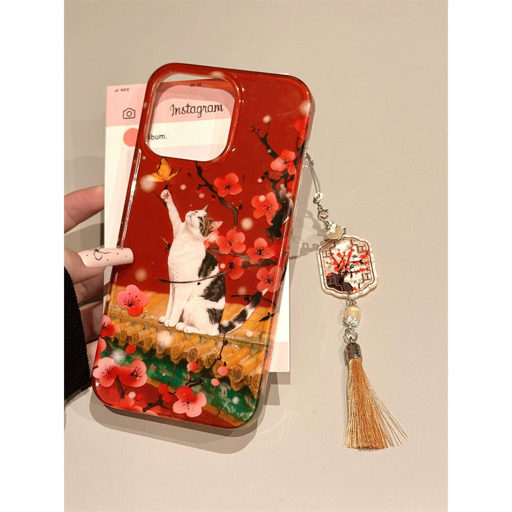 Red Background Plum Blossom Roof Cat Cute Aesthetic Mobile Phone Case Suitable for iPhone16 iPhone15 iPhone14 iPhone13