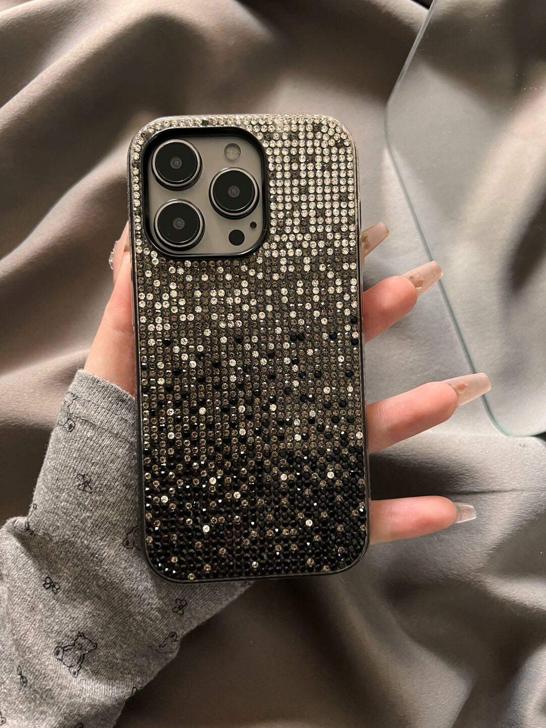 Full Screen Diamond-encrusted Shiny Phone Case Suitable for iPhone16 iPhone15 iPhone14 iPhone13