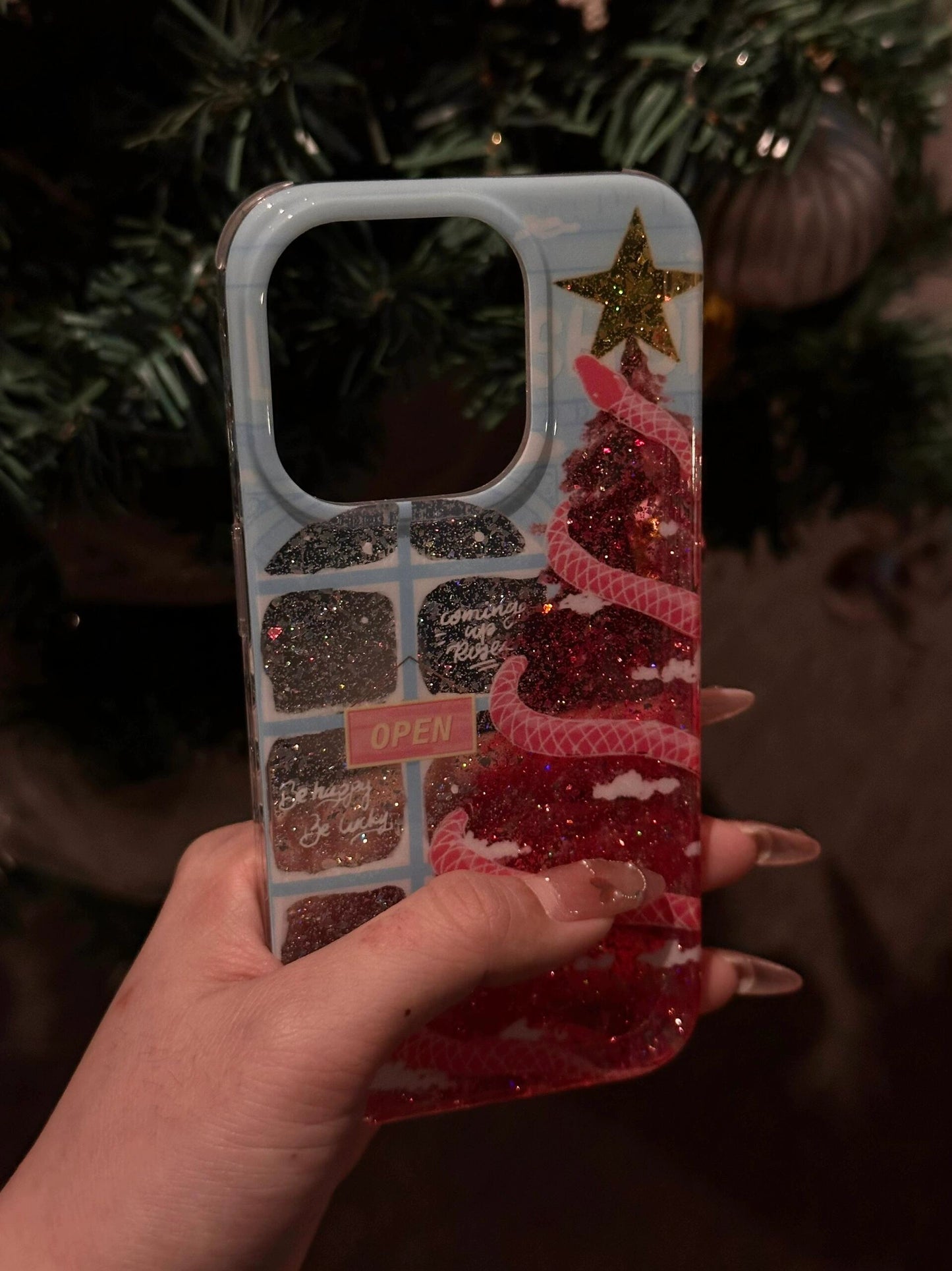 Beautiful Window Pink Snake Christmas Tree Glitter Aesthetic Mobile Phone Case Suitable for iPhone16 iPhone15 iPhone14 iPhone13