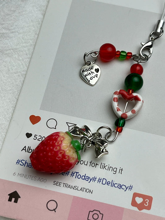 Cute Strawberry Love Christmas Atmosphere Red and Green Color Scheme Mobile Phone Chain Pendant Hand Chain Bow Bag Cute Camera Card Book Keychain