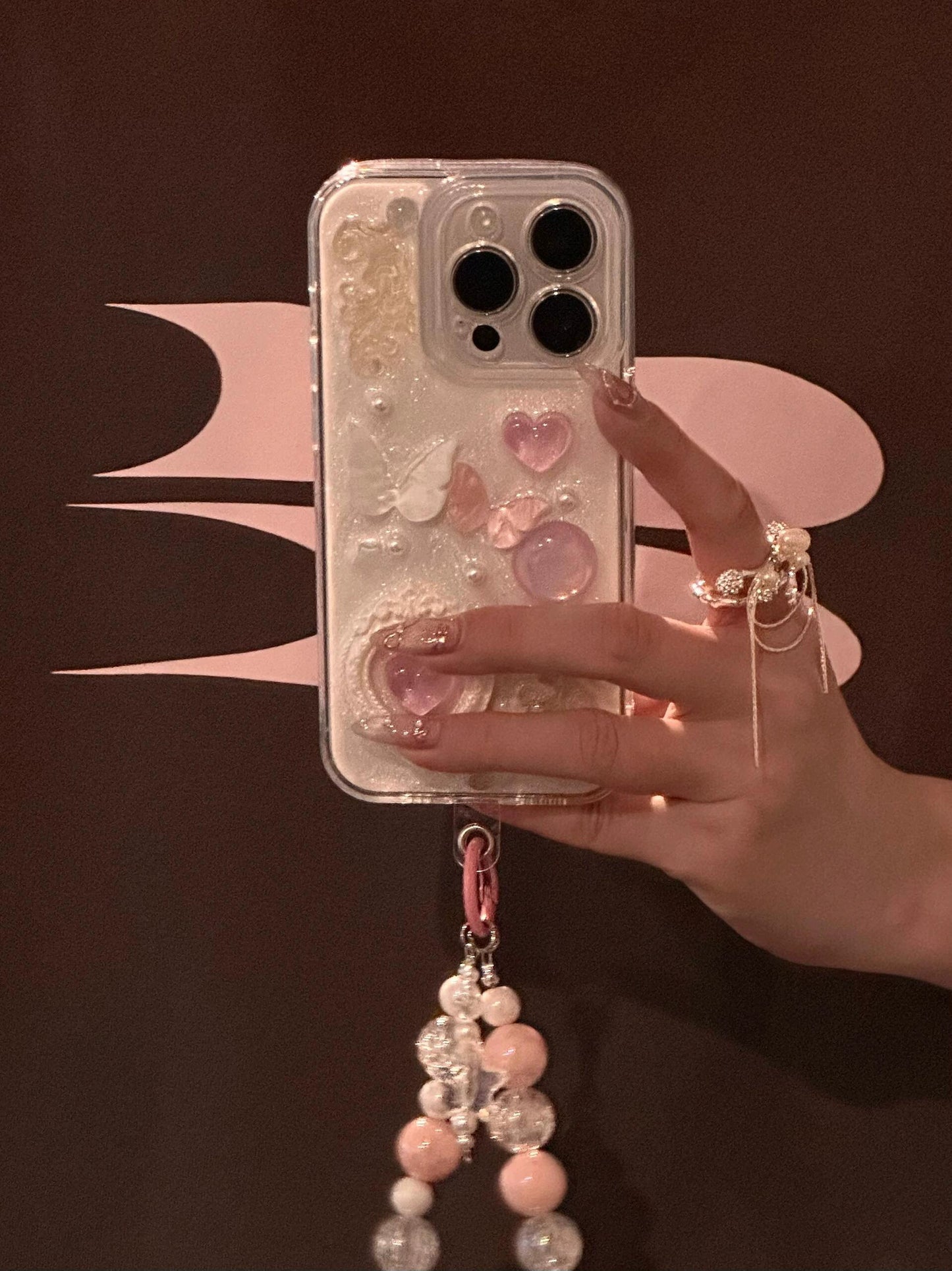 Pearlescent Love Flower Butterfly Pearl Relief Art Aesthetics Epoxy Mobile Phone Case, Clean Pink Princess Mobile Phone Case with Mobile Phone Chain Suitable for iPhone16 iPhone15 iPhone14 iPhone13