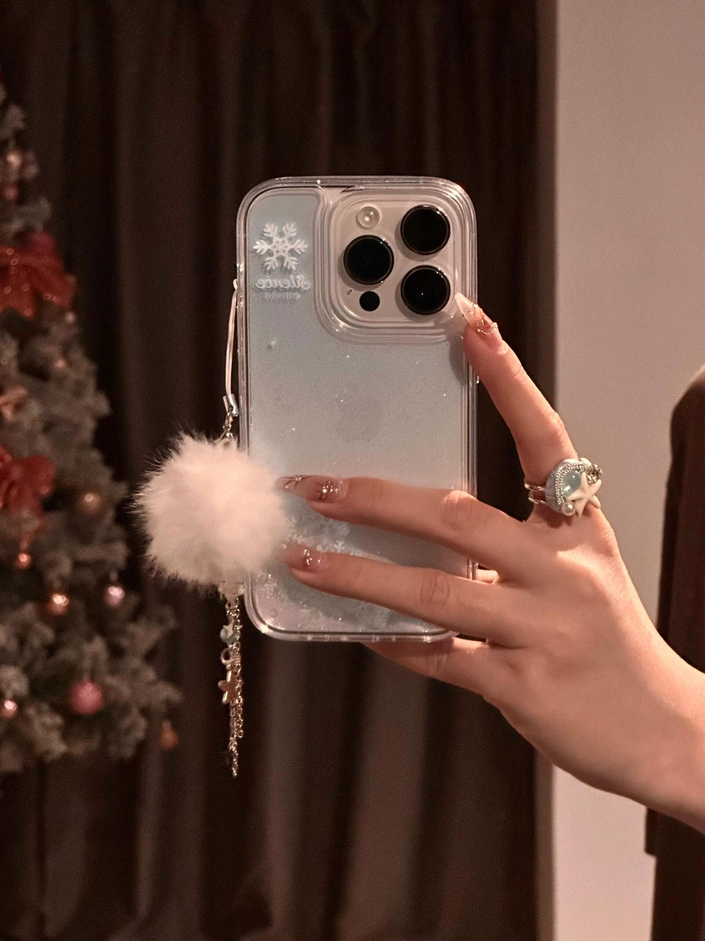 Green Glitter Snowflake Quicksand Transparent Aesthetic Mobile Phone Case with Mobile Phone Chain Hairball Pendant Suitable for iPhone16 iPhone15 iPhone14 iPhone13