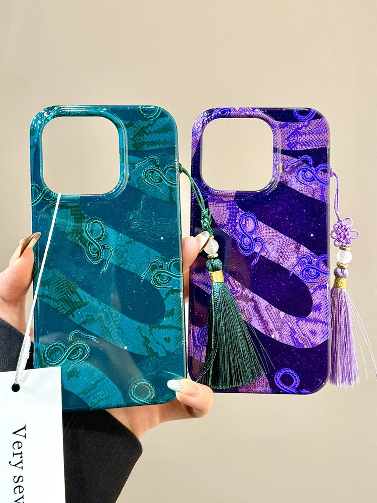 Green Purple Python Fringed Pendant Aesthetic Phone Case Suitable for iPhone16 iPhone15 iPhone14 iPhone13