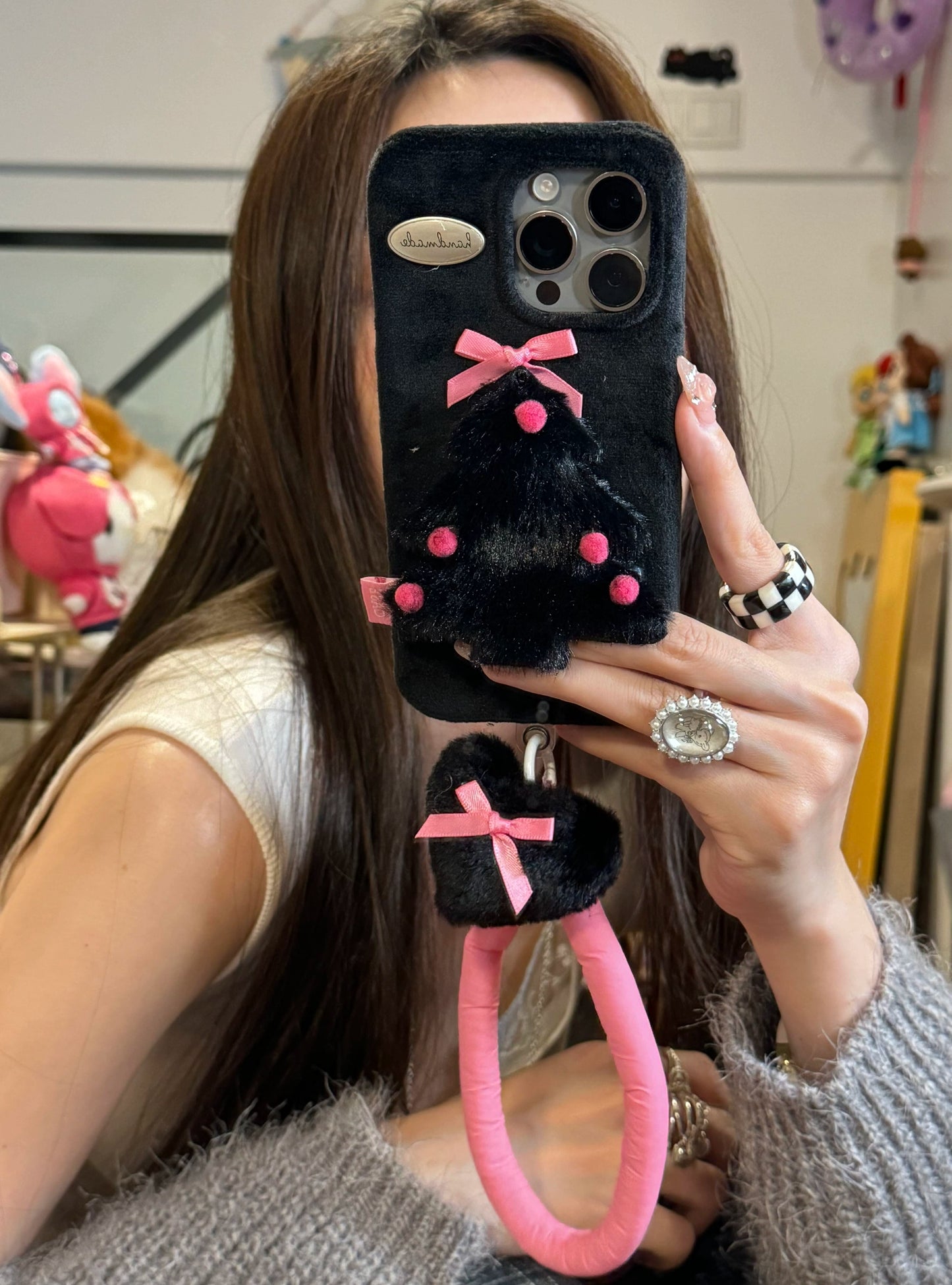 Sweet and Cool Black Pink Contrasting Color Christmas Tree Plush Three-dimensional Aesthetic Mobile Phone Case Cute Girl Mobile Phone Case with Mobile Phone Rope Pendant Suitable for iPhone16 iPhone15 iPhone14 iPhone13