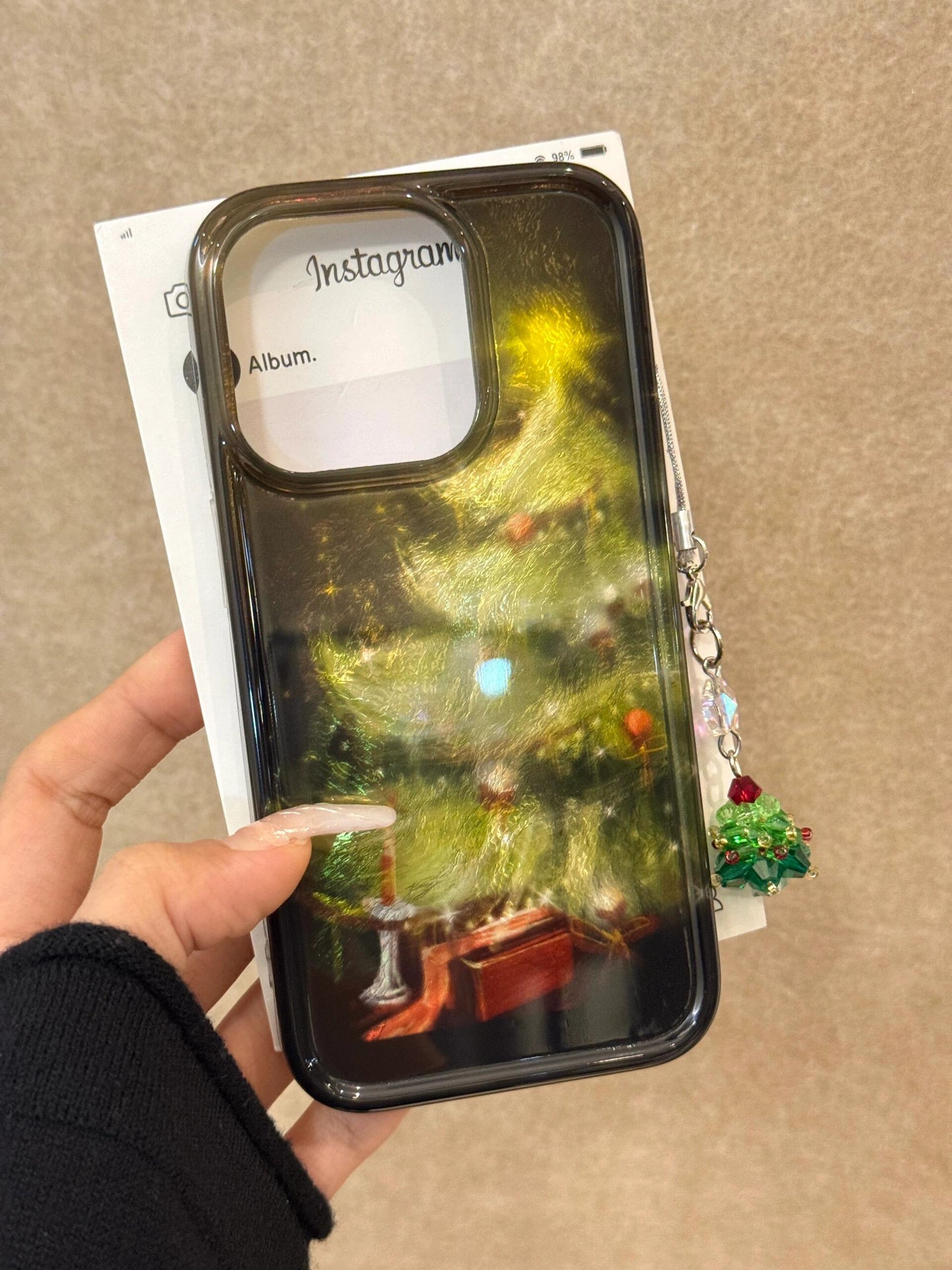 Lights Luminous Christmas Tree Art Aesthetics Mobile Phone Case with Mobile Phone Chain Pendant Suitable for iPhone16 iPhone15 iPhone14 iPhone13