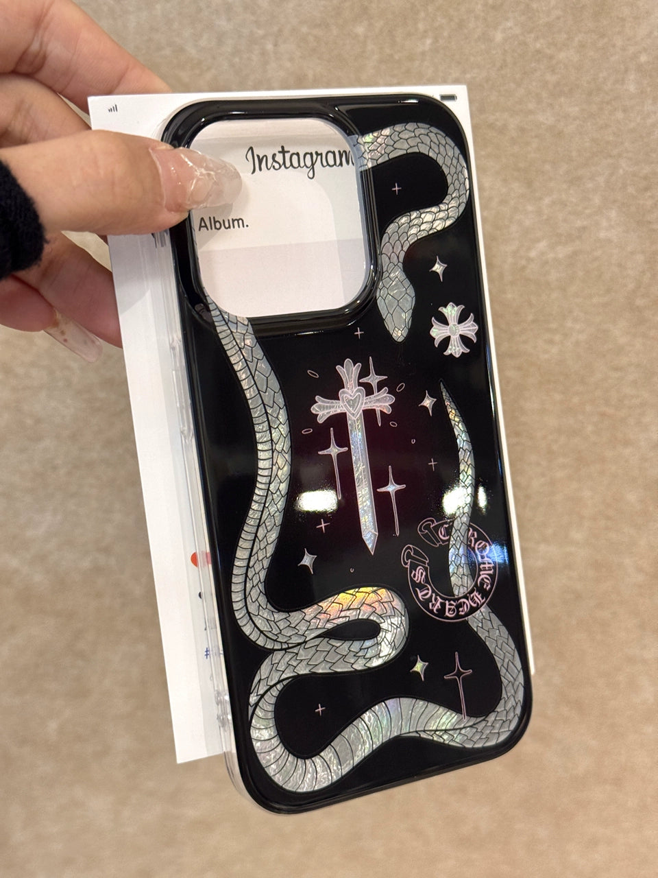 Hollow Cross Line Silver Snake Aesthetic Cool Girl Phone Case Suitable for iPhone16 iPhone15 iPhone14 iPhone13