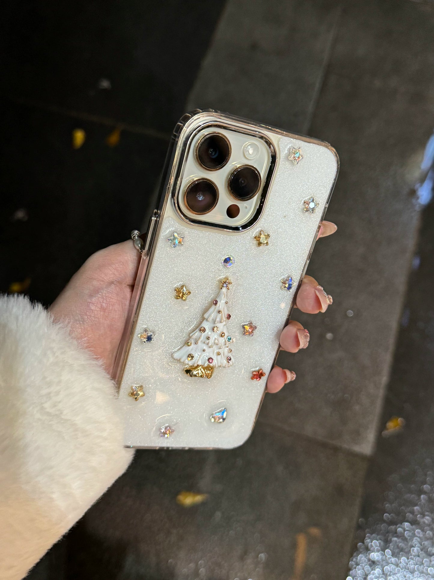 Epoxy Three-dimensional Star Christmas Tree Aesthetics Cute Mobile Phone Case Suitable for iPhone16 iPhone15 iPhone14 iPhone13