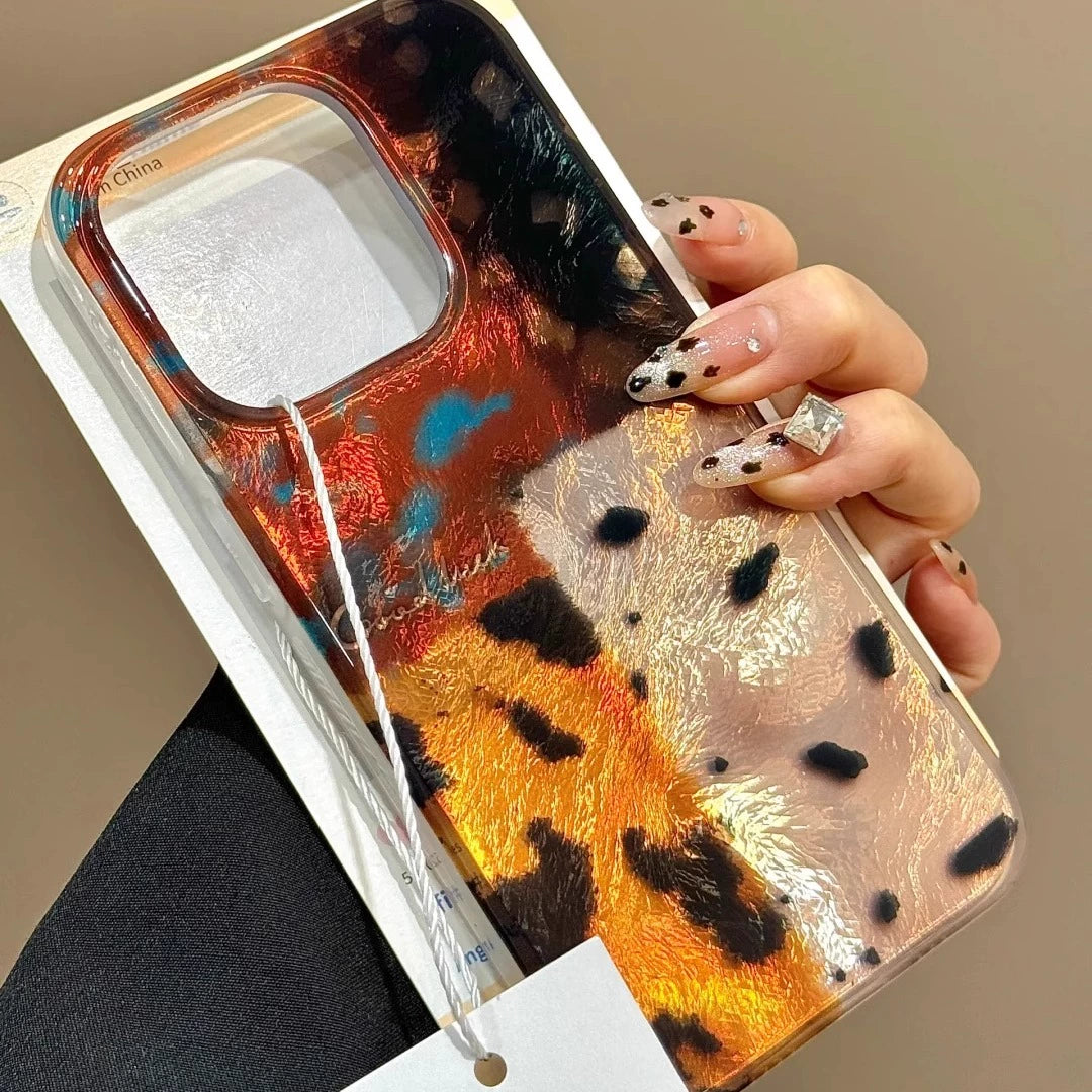 Retro Amber Leopard Print Splicing Mobile Phone Case with Beaded Mobile Phone Chain Pendant Suitable for iPhone16 iPhone15 iPhone14 iPhone13