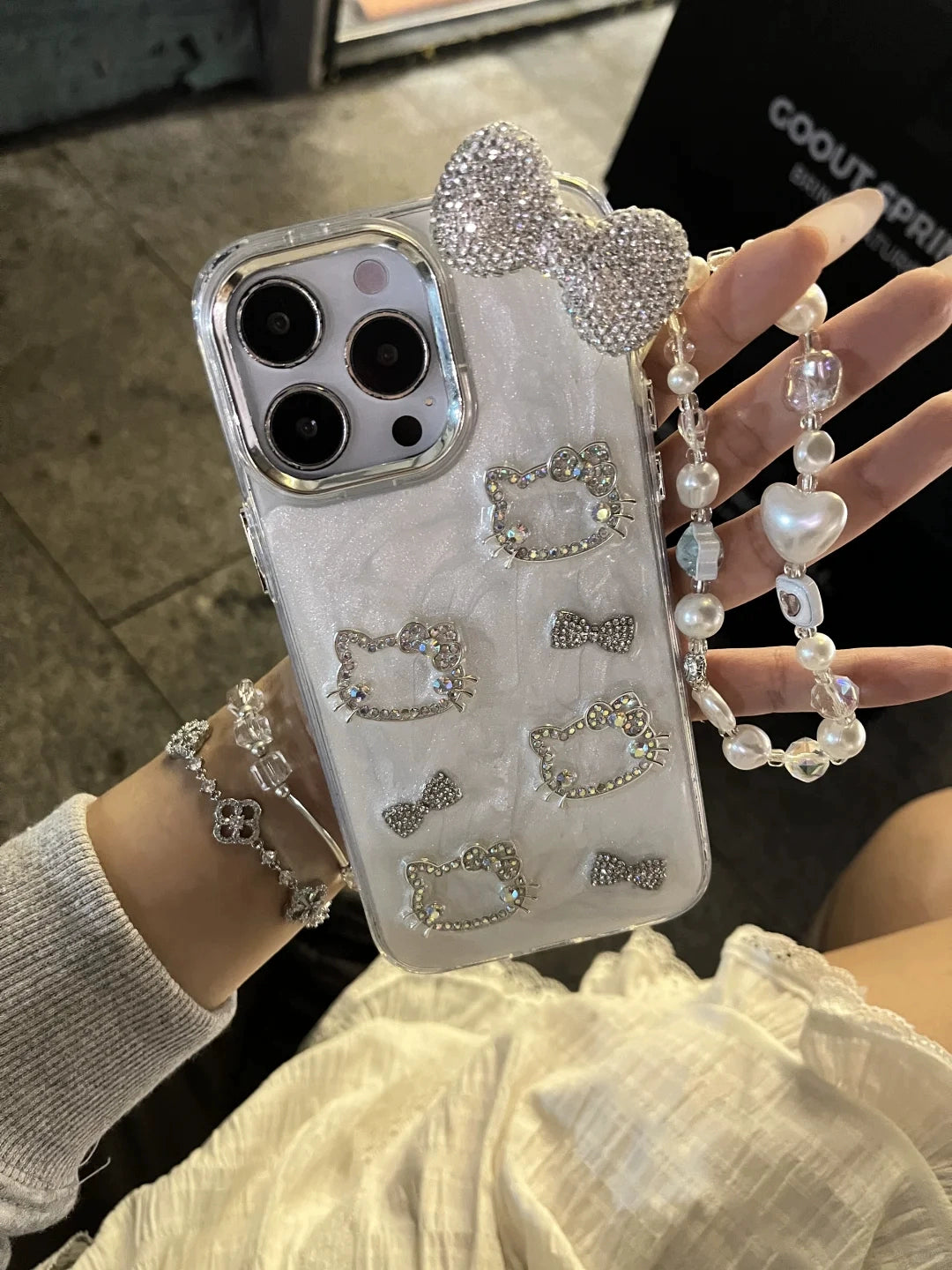 Girl Flash Diamond Cat Bow Shiny Aesthetic Mobile Phone Case with Mobile Phone Chain Pendant Suitable for iPhone16 iPhone15 iPhone14 iPhone13