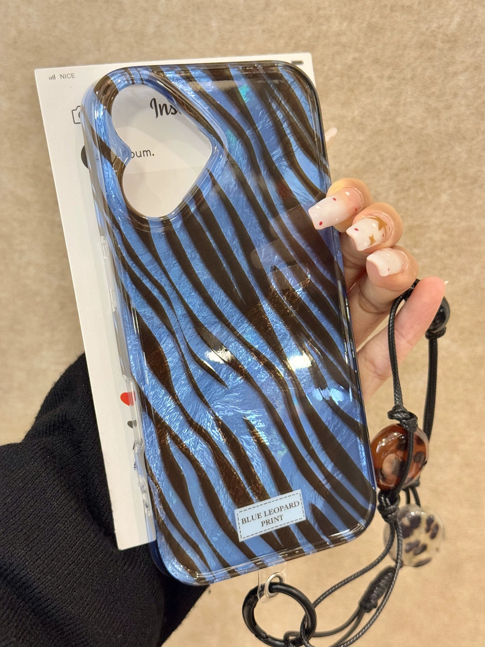 Transparent Blue Brown Zebra Pattern Love Lens Art Aesthetics Mobile Phone Case Suitable for iPhone16 iPhone15 iPhone14 iPhone13