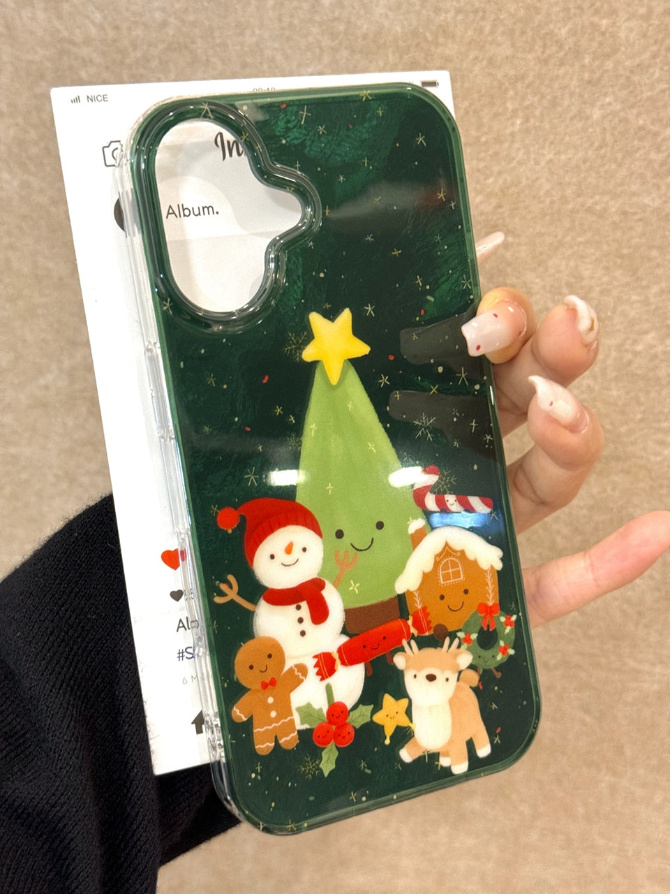 Elk Snowman Christmas Tree Gingerbread Man Green Bottom Snowflake Cute Aesthetic Phone Case Suitable for iPhone16 iPhone15 iPhone14 iPhone13