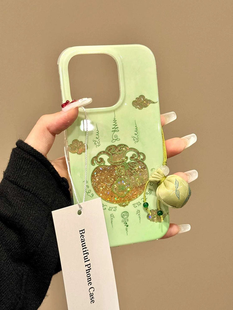 Chinese Style Green Background Auspicious Cloud Hollow Blessing Word Tip Bag Aesthetic Mobile Phone Case Suitable for iPhone16 iPhone15 iPhone14 iPhone13