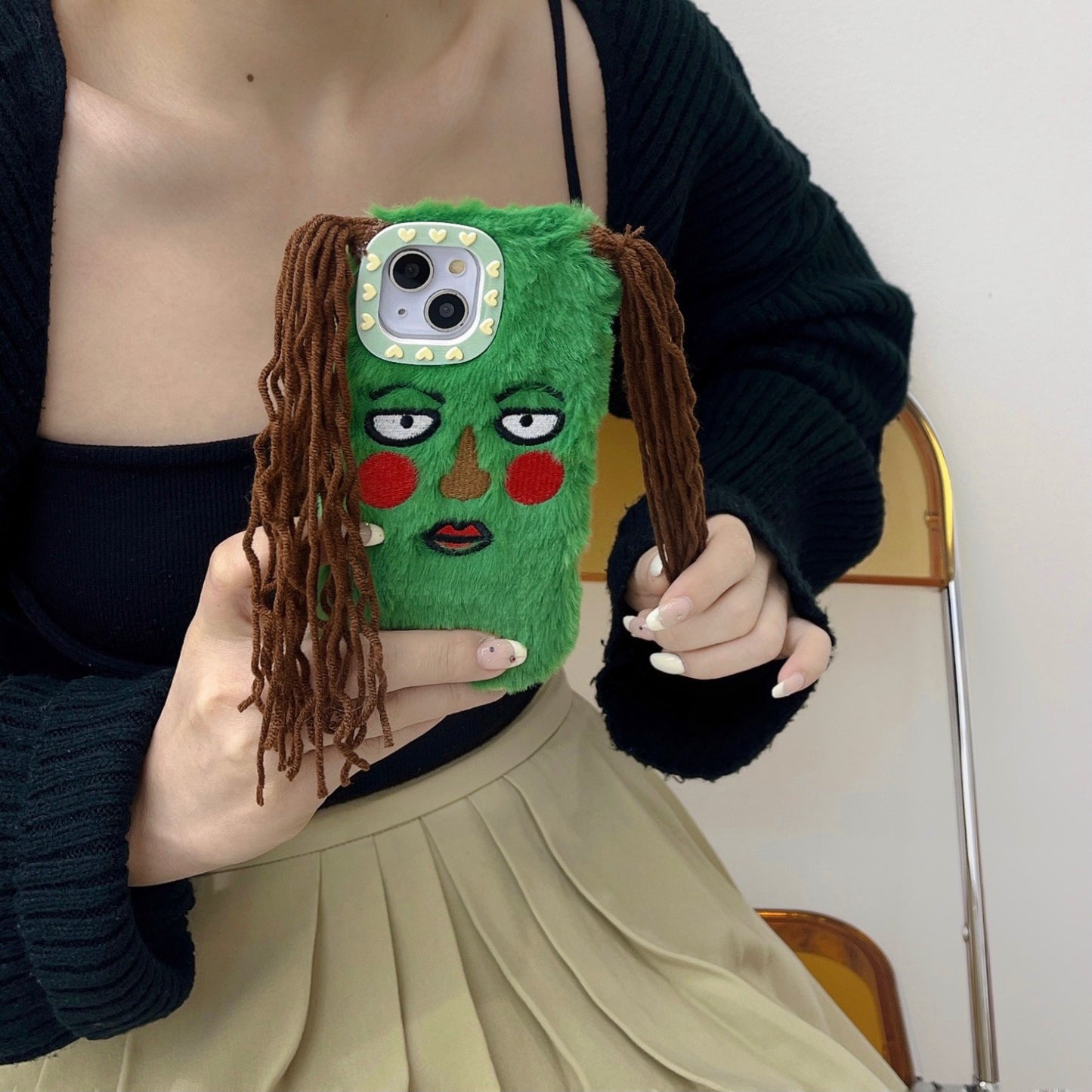 Plush Funny Green Ugly Phone Case with Braids Suitable for iPhone16 iPhone15 iPhone14 iPhone13