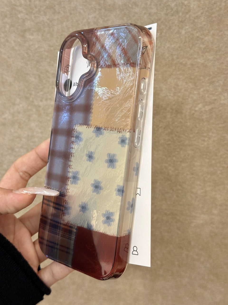 Plaid Splicing Floral Aesthetic Mobile Phone Case Suitable for iPhone16 iPhone15 iPhone14 iPhone13