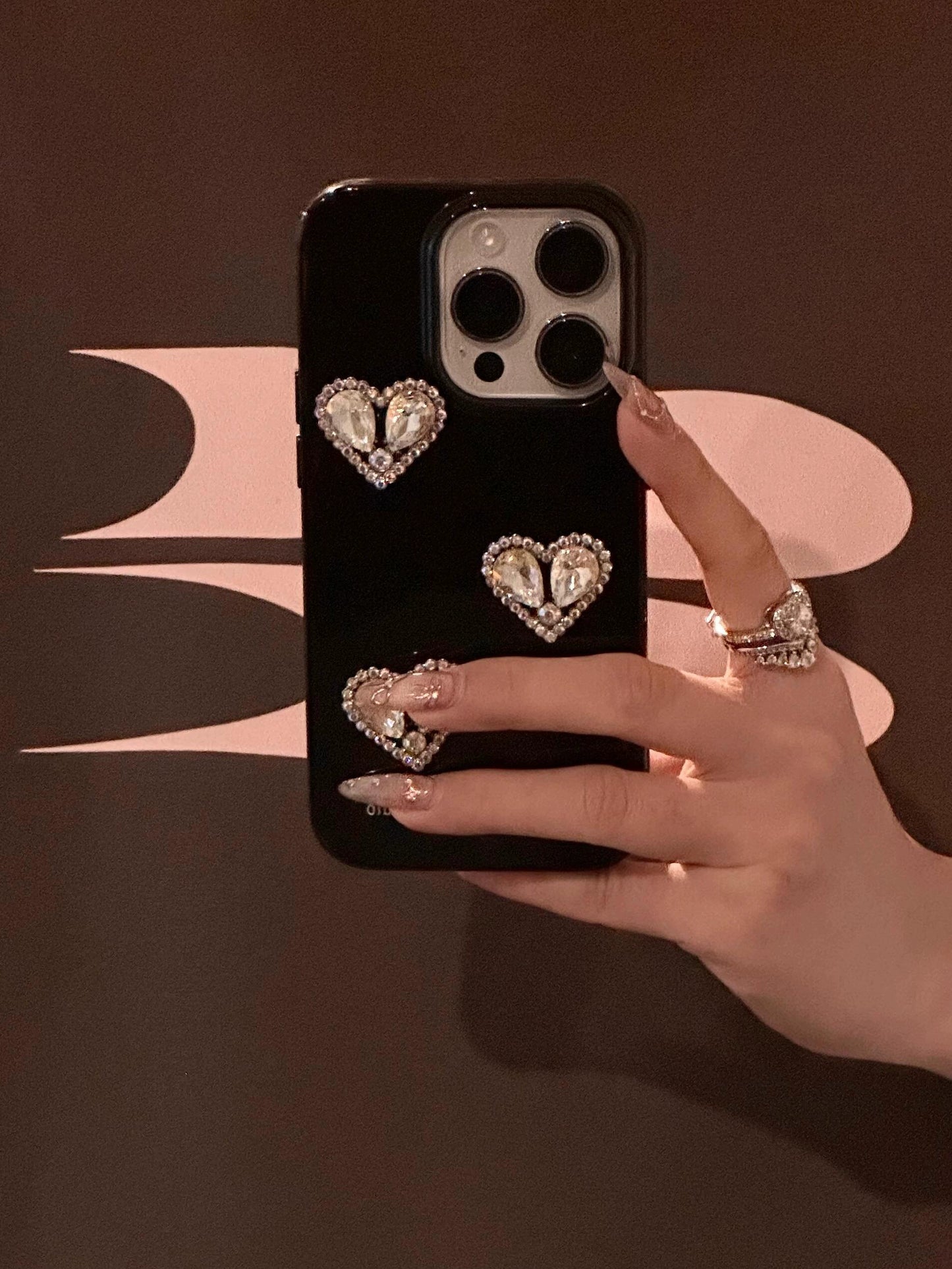 Three-dimensional Diamond-set Love Black Phone Case Suitable for iPhone16 iPhone15 iPhone14 iPhone13