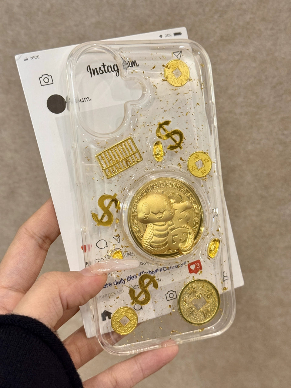 Year of The Snake Fu Character Gold Coin Gold Glitter Lucky Fortune Mobile Phone Case Suitable for iPhone16 iPhone15 iPhone14 iPhone13