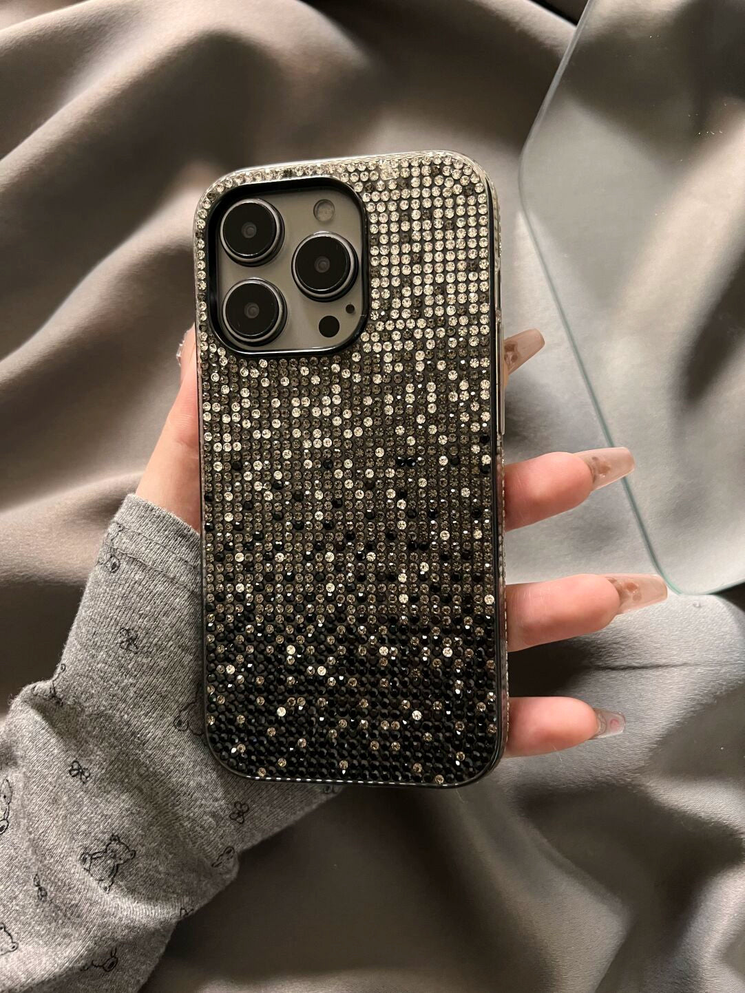 Full Screen Diamond-encrusted Shiny Phone Case Suitable for iPhone16 iPhone15 iPhone14 iPhone13