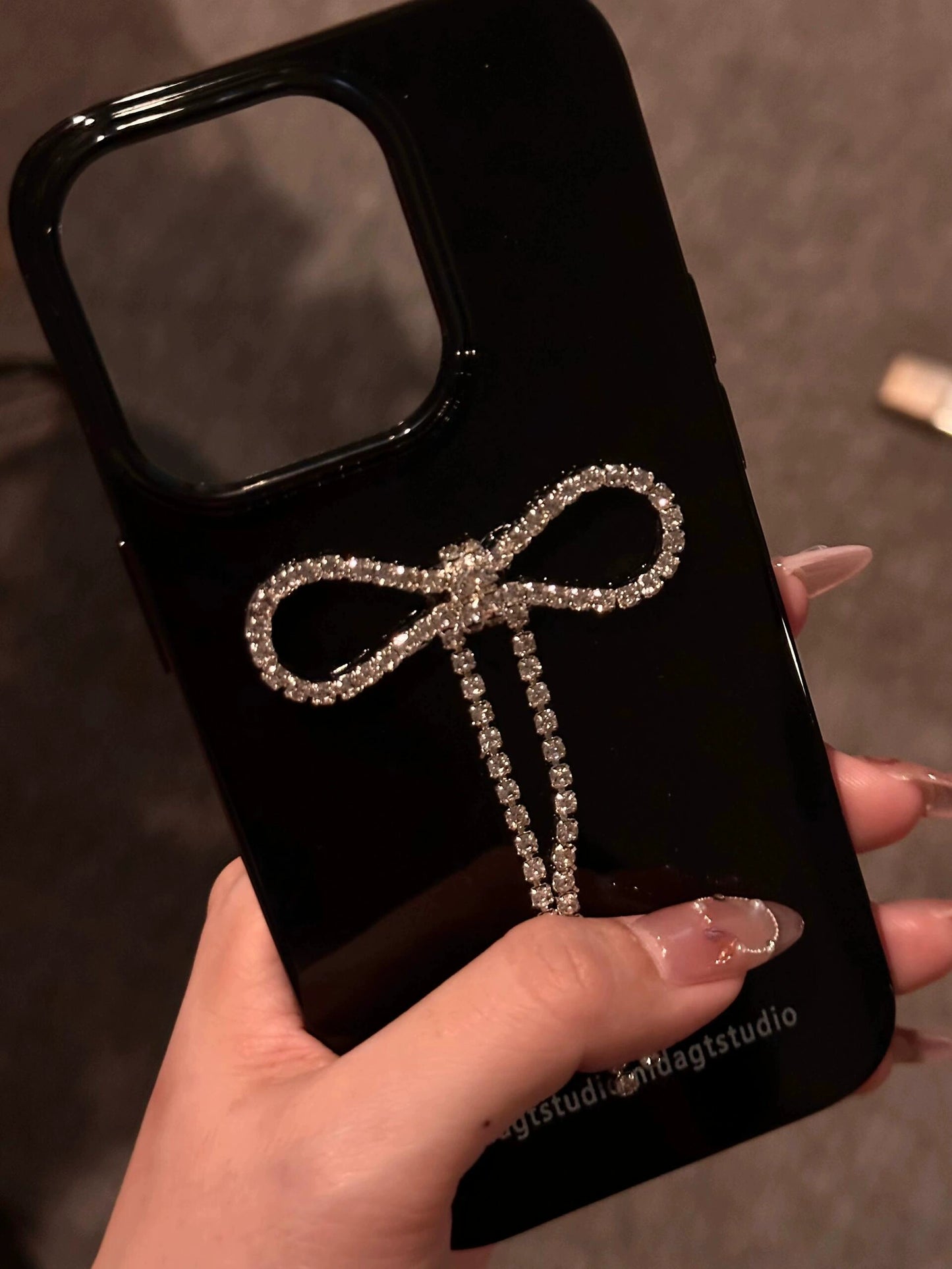 Premium Three-dimensional Flash Diamond Fringed Bow Black Phone Case Suitable for iPhone16 iPhone15 iPhone14 iPhone13